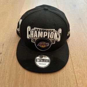 New Era Men's Black Cap
